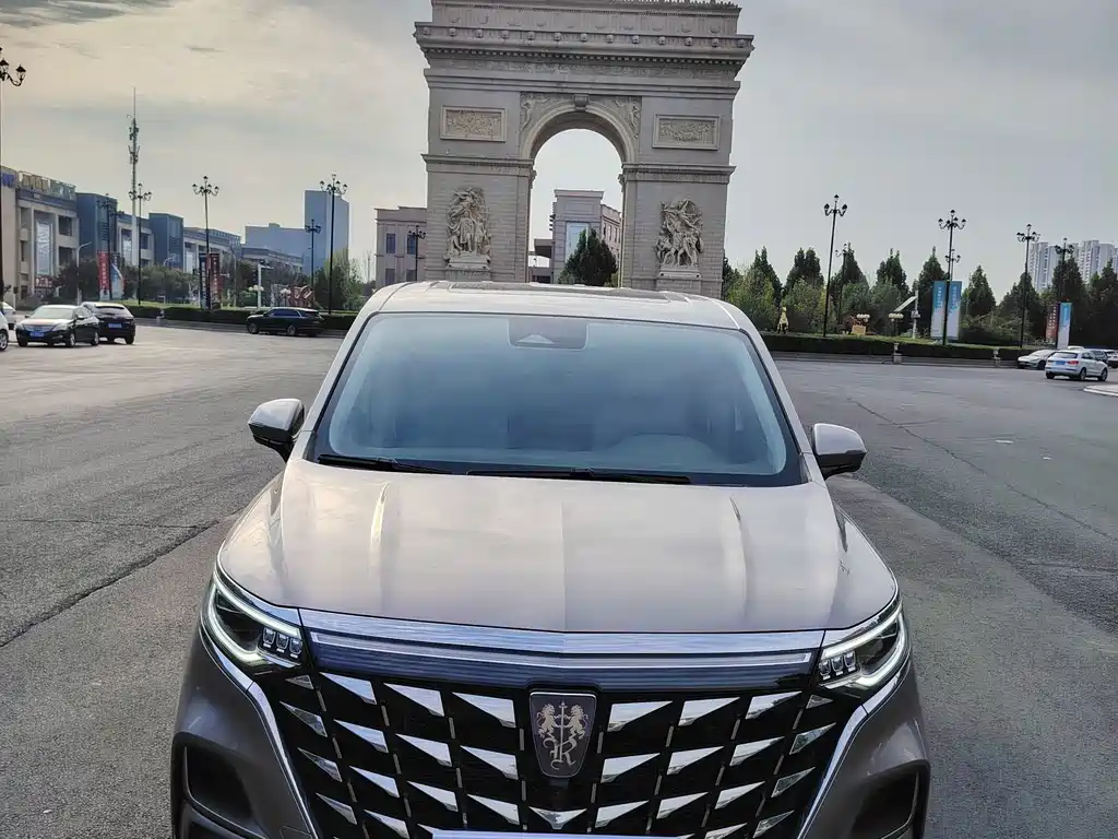 Roewe iMAX8 New Energy — фото 2