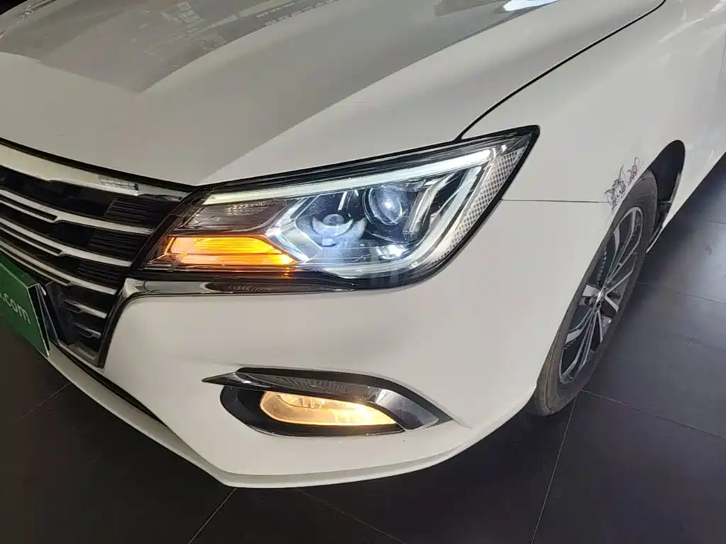 Roewe i5 — фото 24