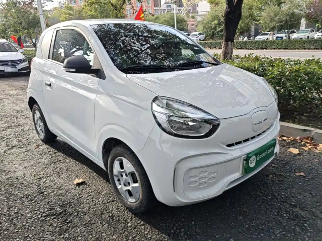 Roewe Clever — фото 4