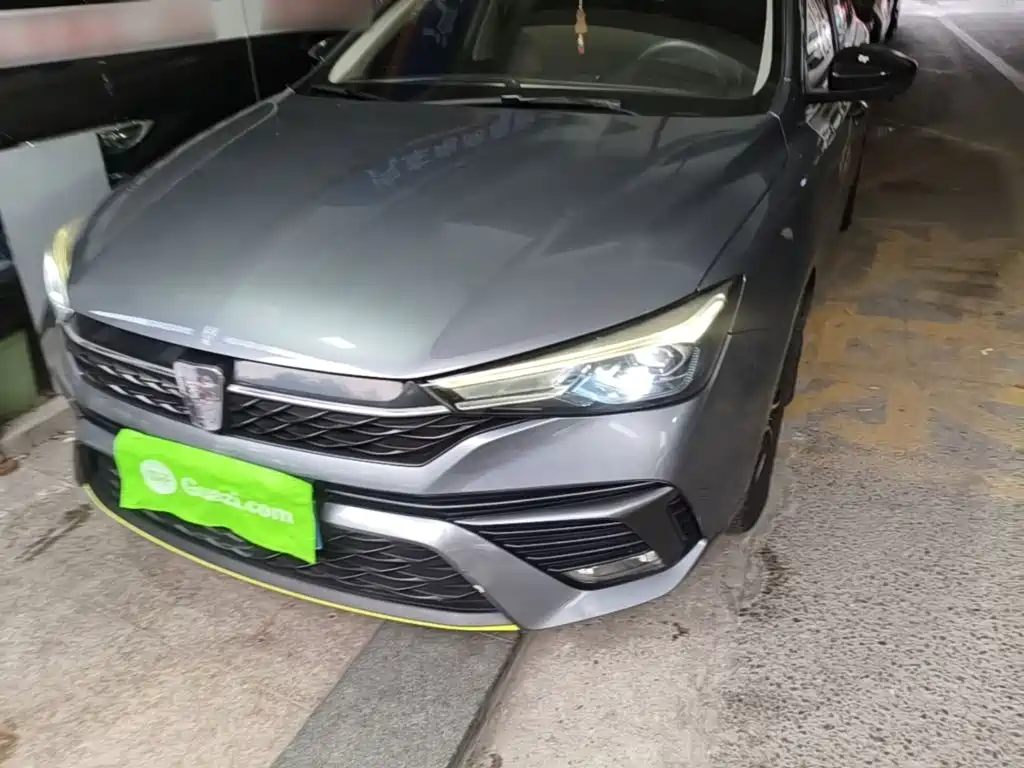 Roewe i5 — фото 24