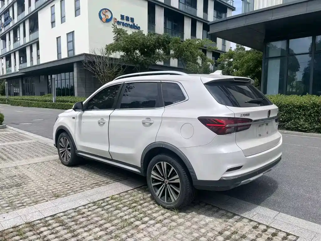 Roewe RX5 New Energy — фото 5