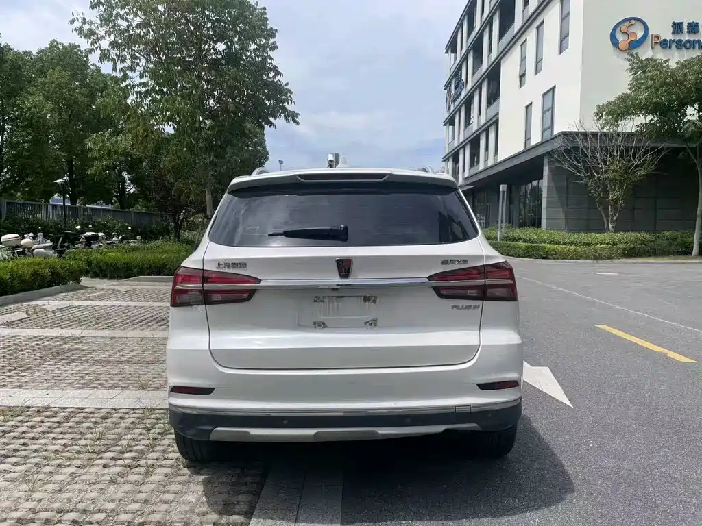 Roewe RX5 New Energy — фото 9