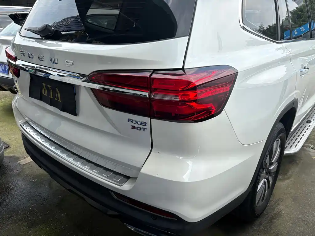 Roewe RX8 — фото 7