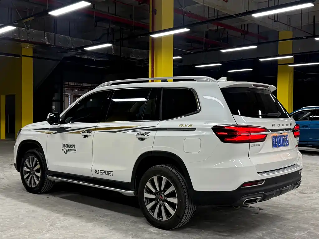Roewe RX8 — фото 6
