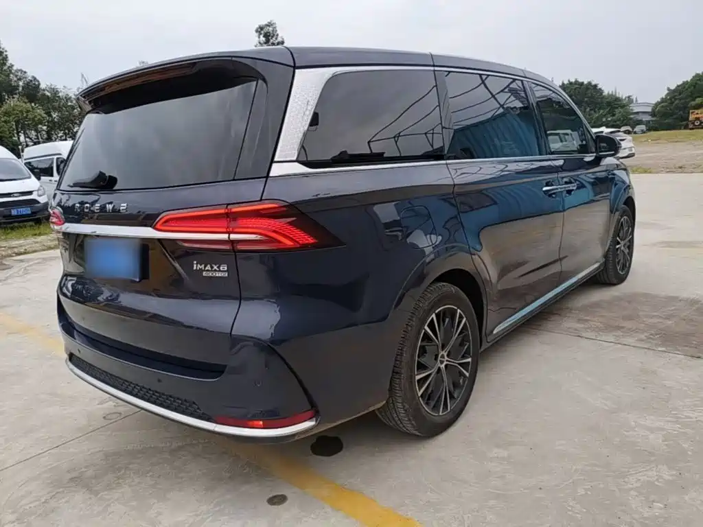 Roewe iMAX8 — фото 7