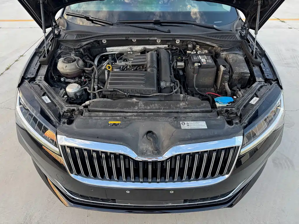 Skoda Superb — фото 8