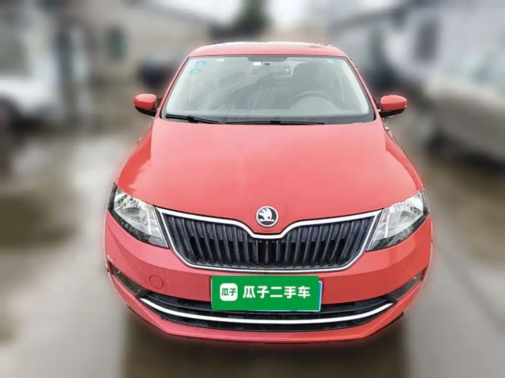 Skoda Rapid Spaceback — фото 5