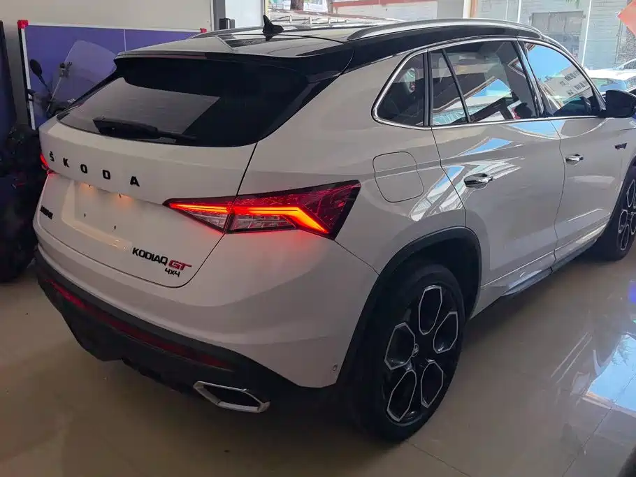 Skoda Kodiaq GT — фото 3