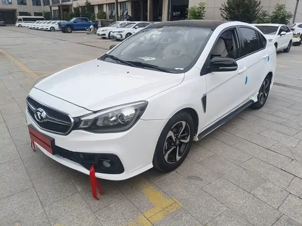 Soueast V5 Lingzhi — фото 2