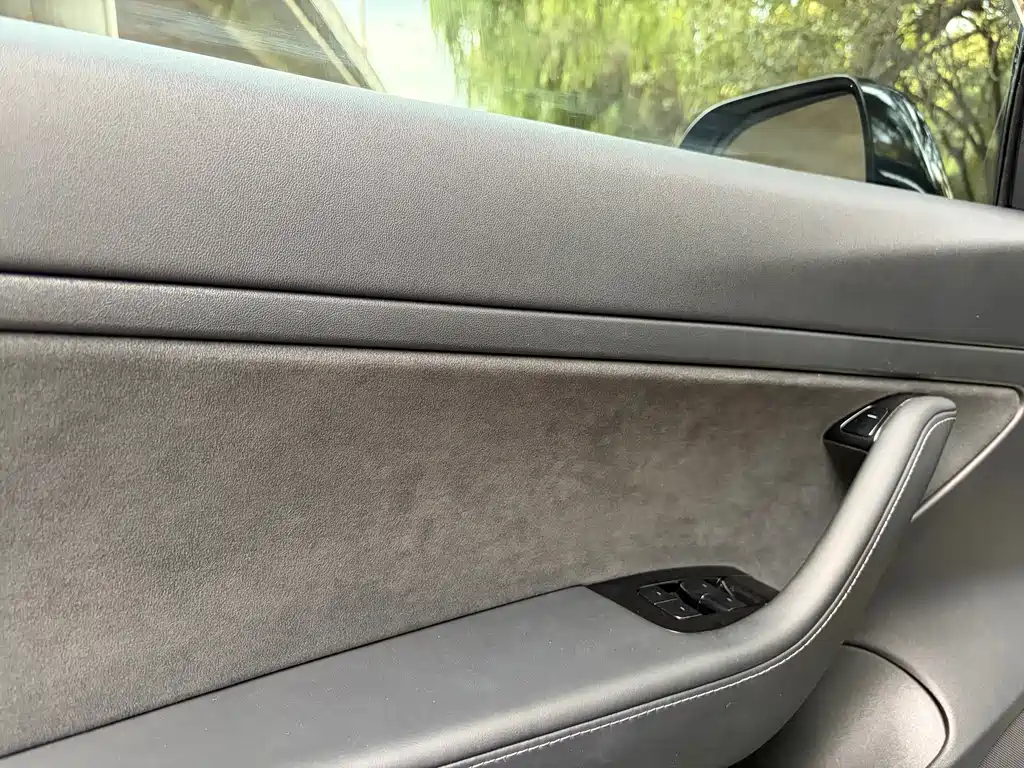 Tesla Model 3 — фото 6