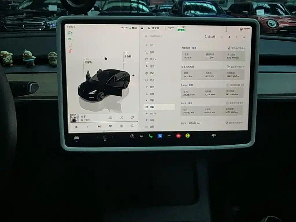 Tesla Model 3 — фото 13