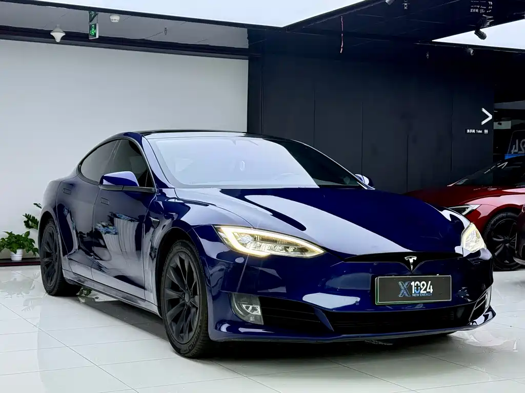 Tesla Model S — фото 3
