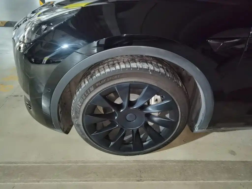 Tesla Model Y — фото 23