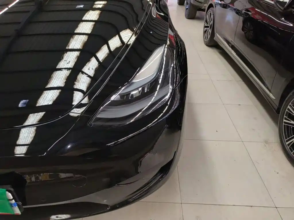 Tesla Model Y — фото 24