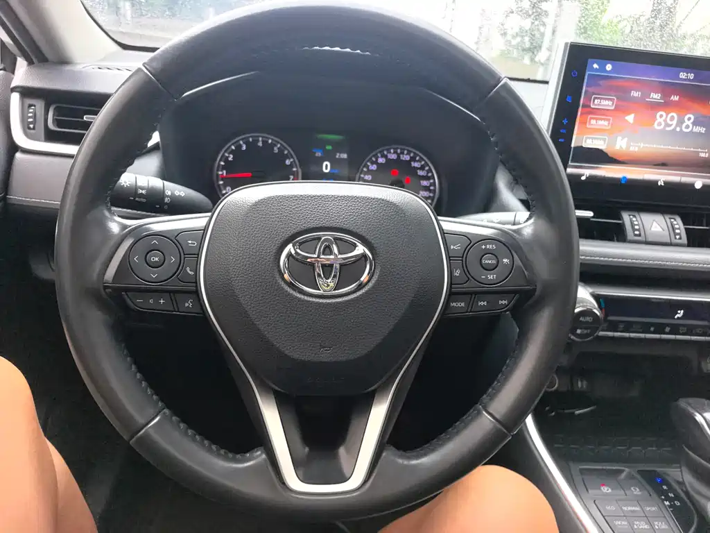 Toyota Wildlander — фото 10