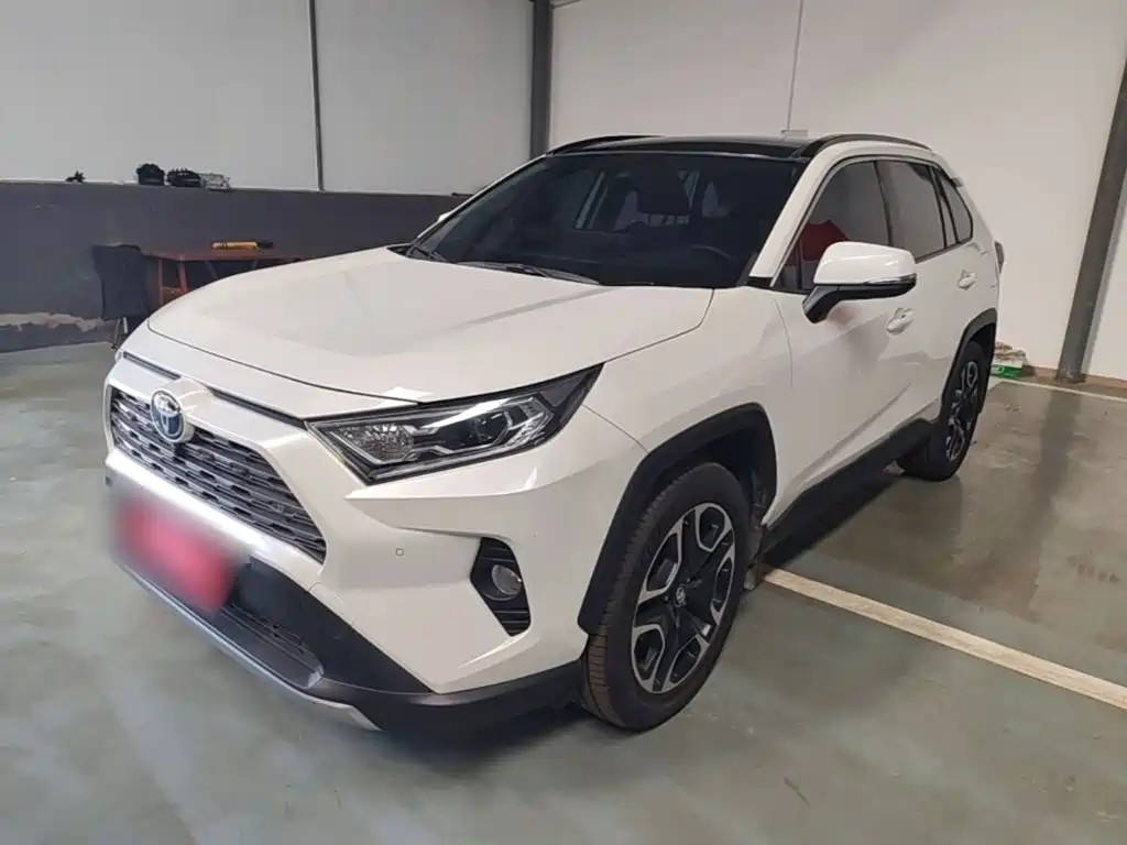 Toyota RAV4 — фото 2