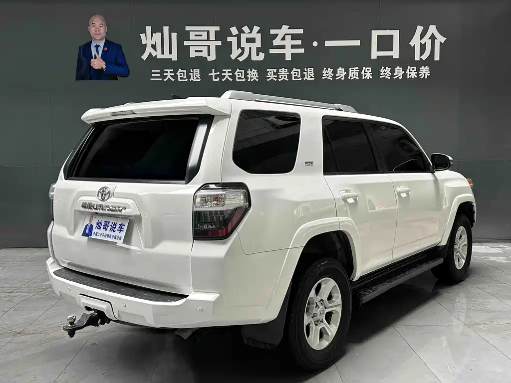 Toyota 4Runner — фото 3