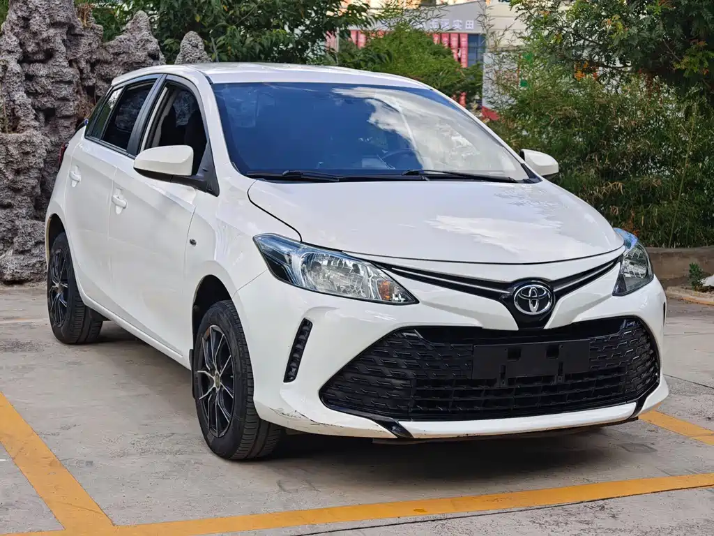 Toyota Vios FS — фото 3