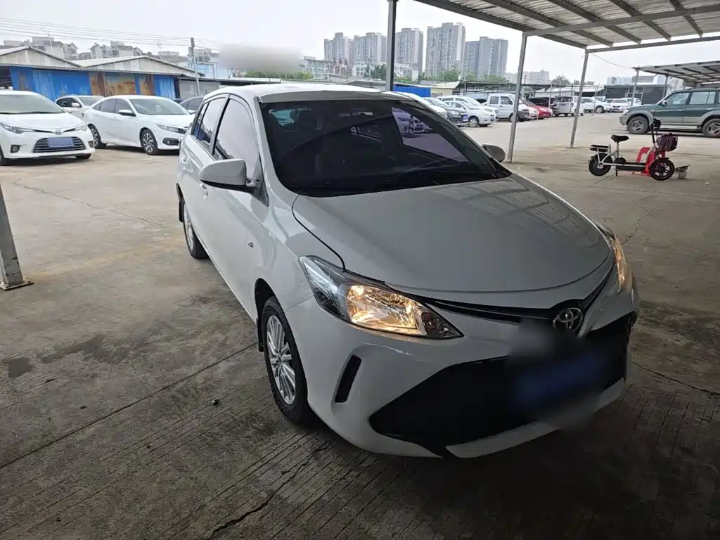 Toyota Vios FS — фото 4