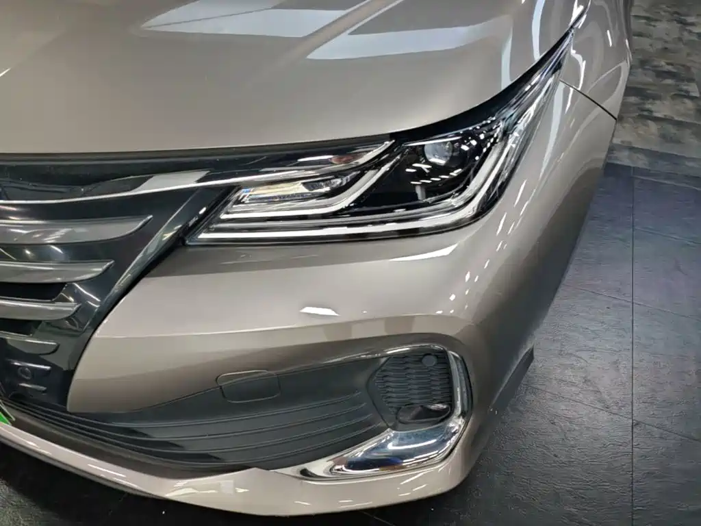 Toyota Allion — фото 24