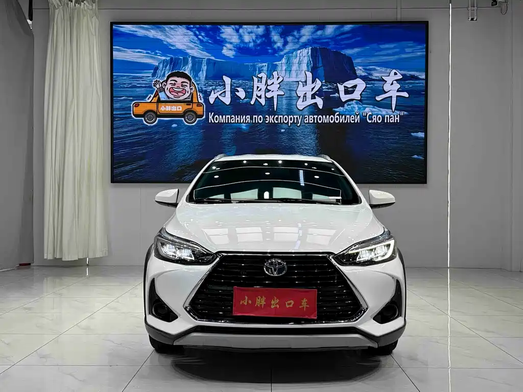 Toyota Yaris L — фото 2