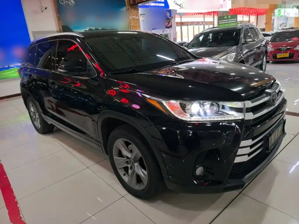 Toyota Highlander — фото 4