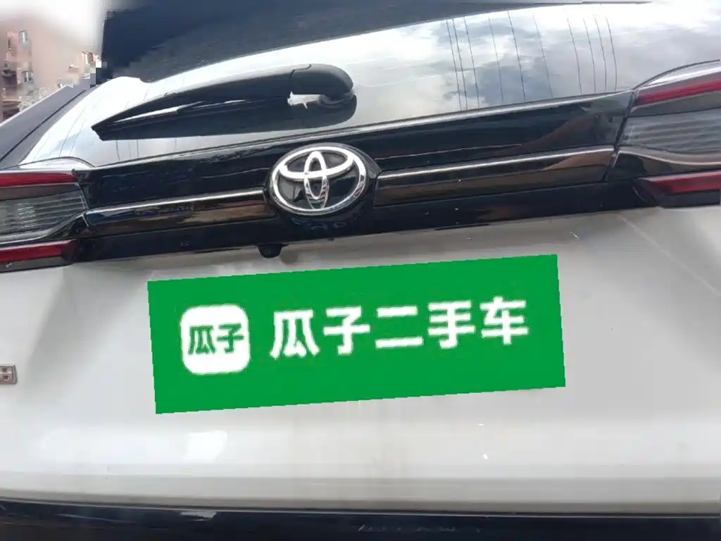 Toyota Wildlander — фото 3