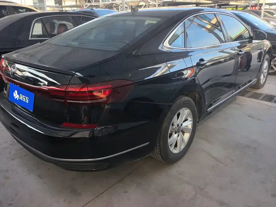 Volkswagen Passat — фото 3