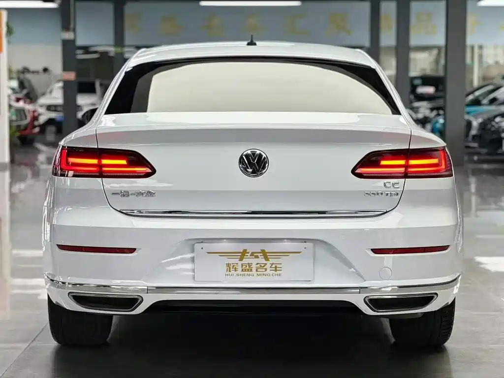 Volkswagen CC — фото 3
