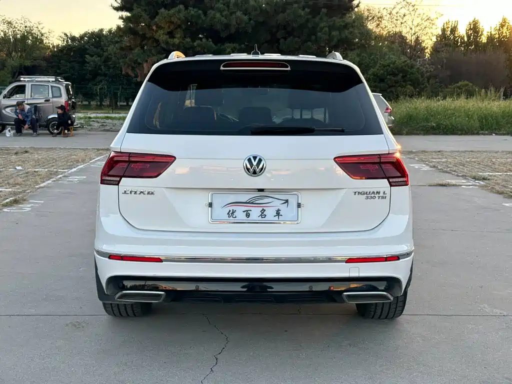 Volkswagen Tiguan L — фото 5