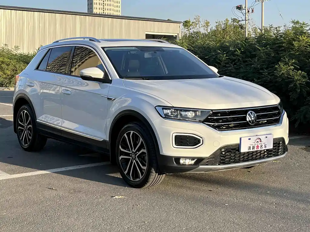 Volkswagen T-Roc — фото 3