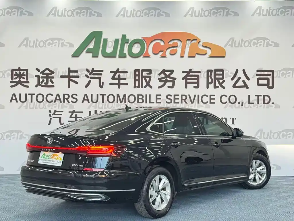Volkswagen Passat — фото 4