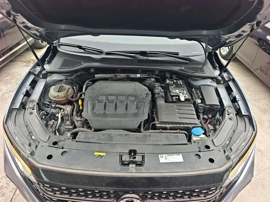 Volkswagen Passat — фото 20
