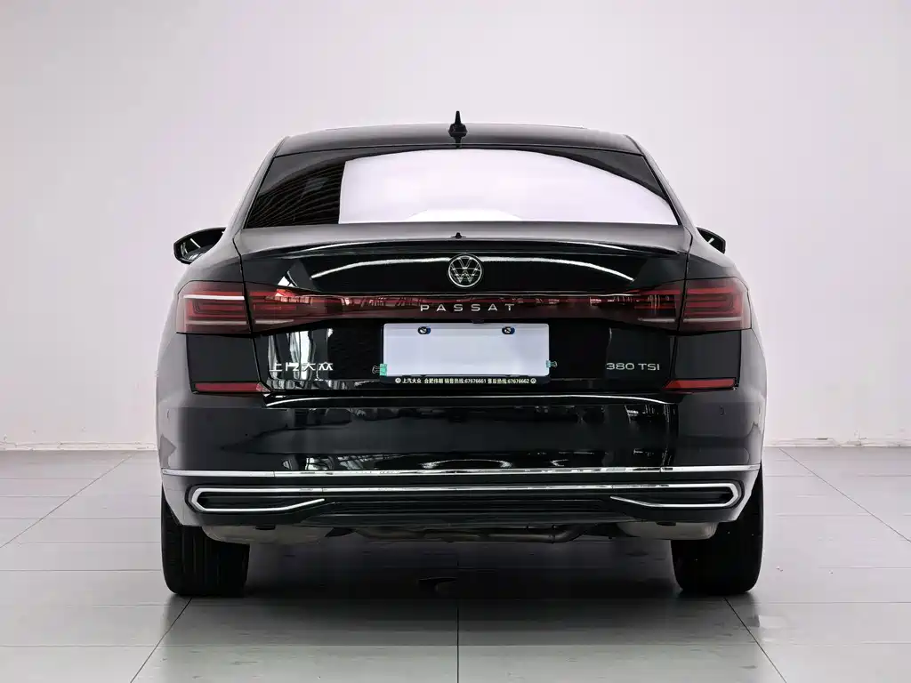 Volkswagen Passat — фото 7