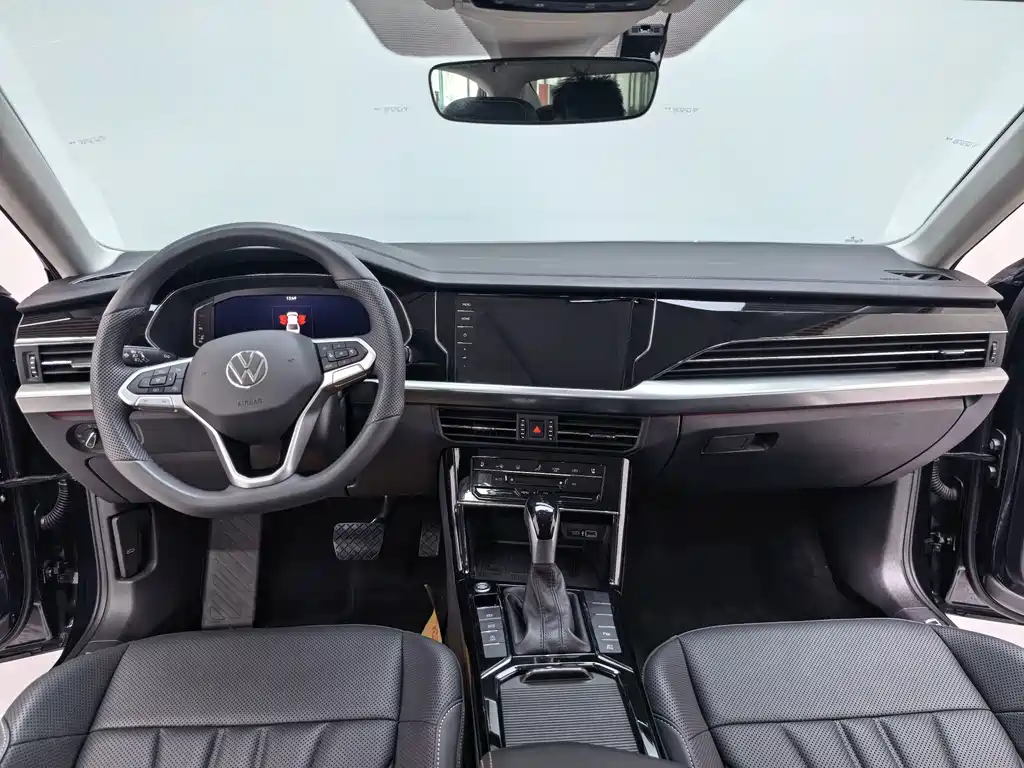 Volkswagen Passat — фото 8