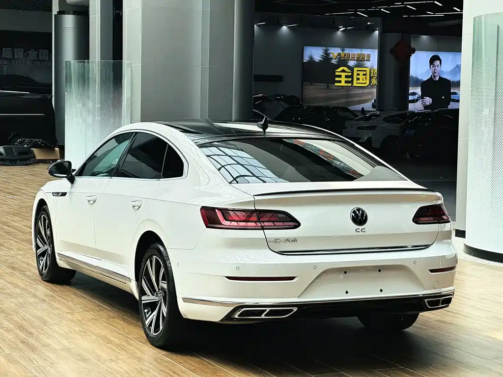 Volkswagen CC — фото 7