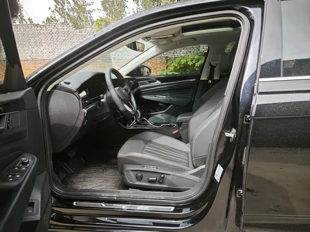 Volkswagen Passat — фото 4