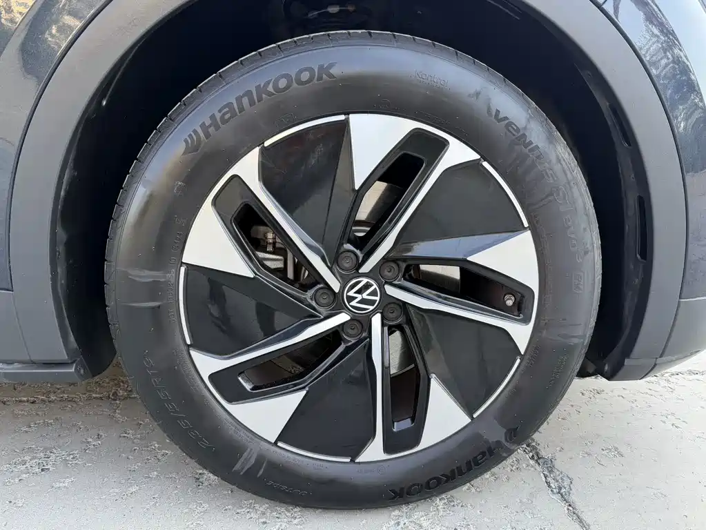 Volkswagen ID.4 Crozz — фото 14