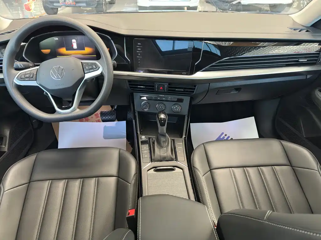 Volkswagen Passat — фото 9