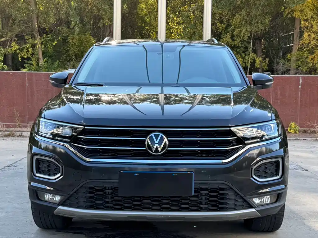 Volkswagen T-Roc — фото 2