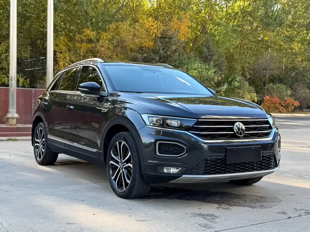 Volkswagen T-Roc — фото 3