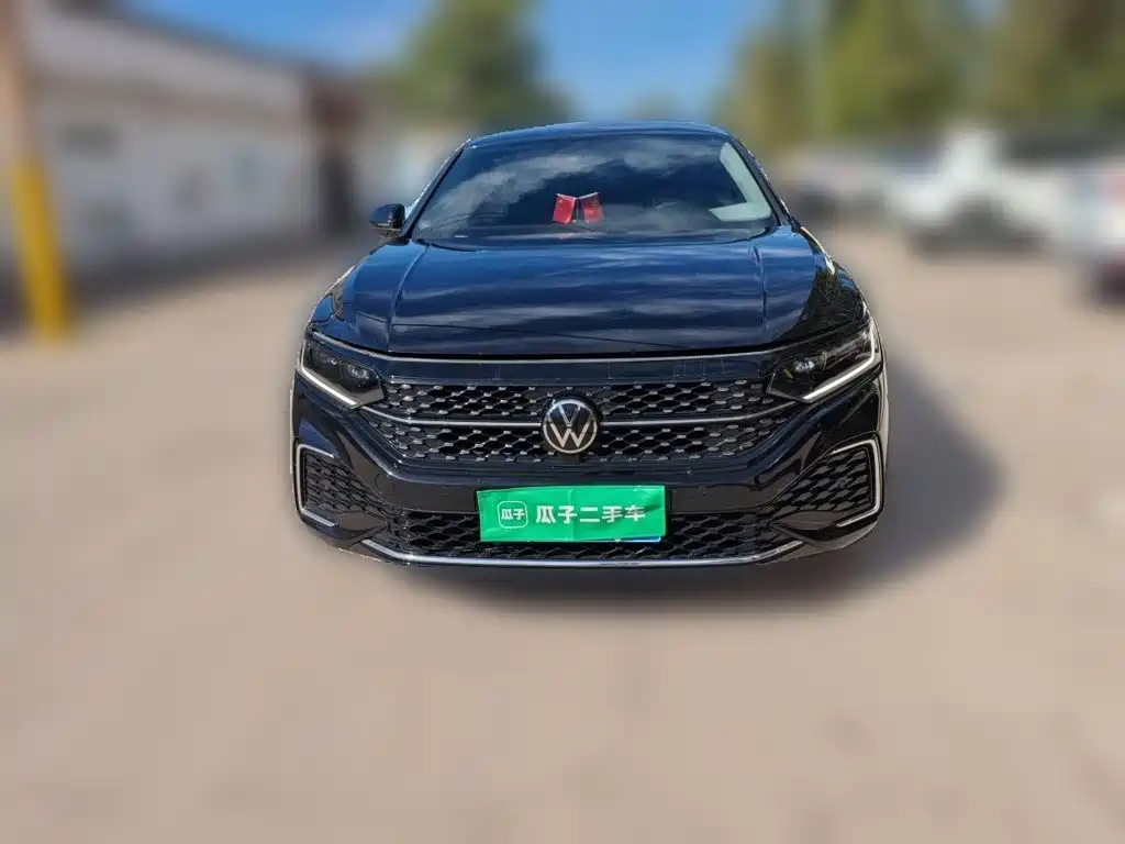 Volkswagen Passat — фото 2