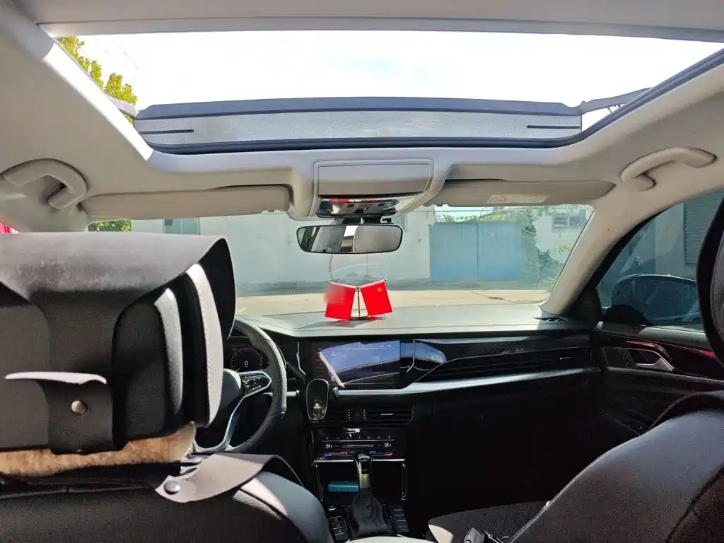 Volkswagen Passat — фото 14