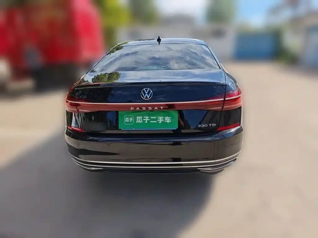 Volkswagen Passat — фото 3
