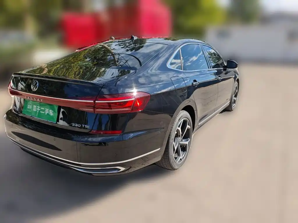 Volkswagen Passat — фото 4