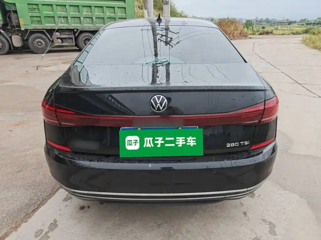 Volkswagen Passat — фото 6
