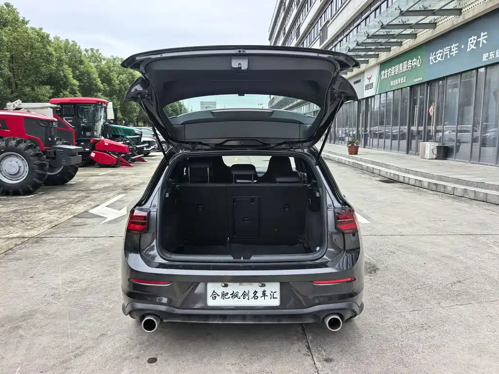Volkswagen Golf GTI — фото 33