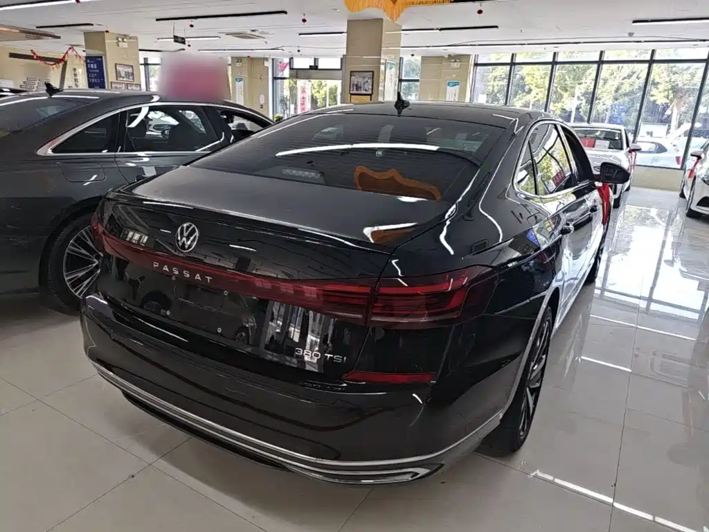 Volkswagen Passat — фото 7