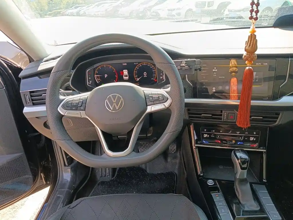 Volkswagen Passat — фото 3
