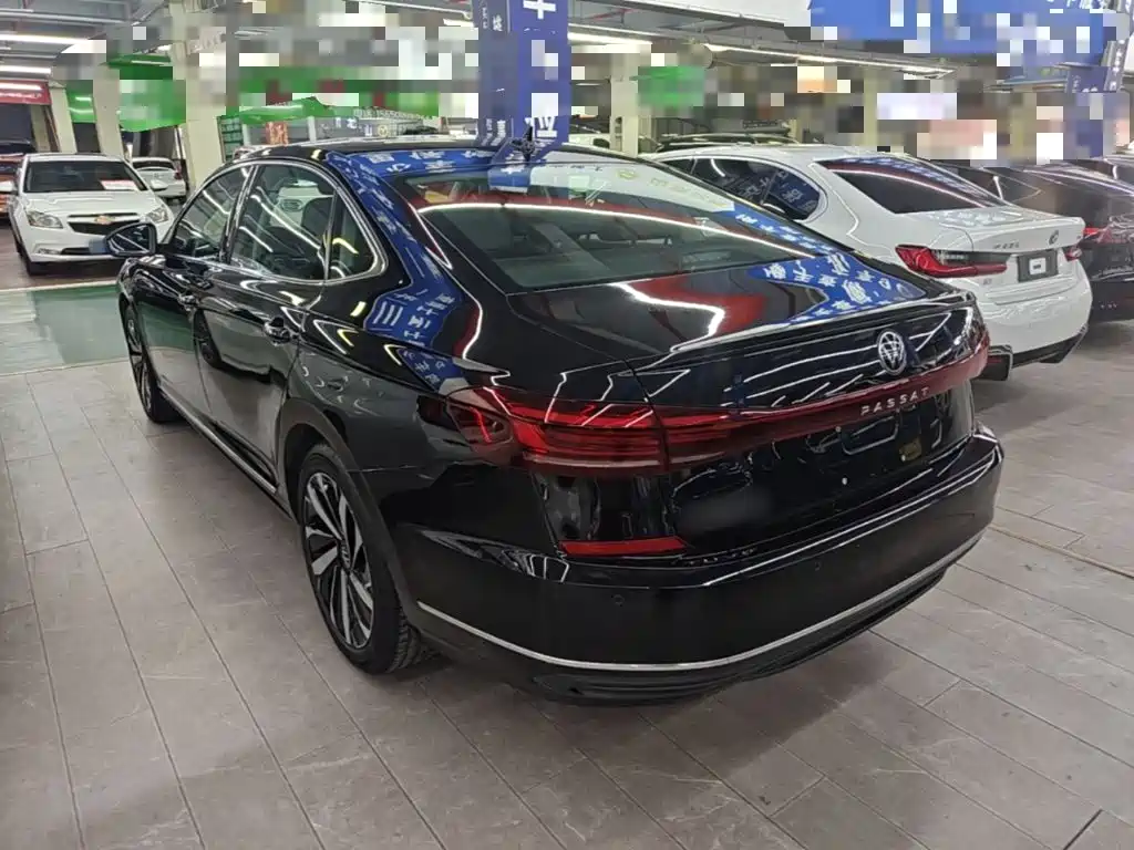 Volkswagen Passat — фото 5